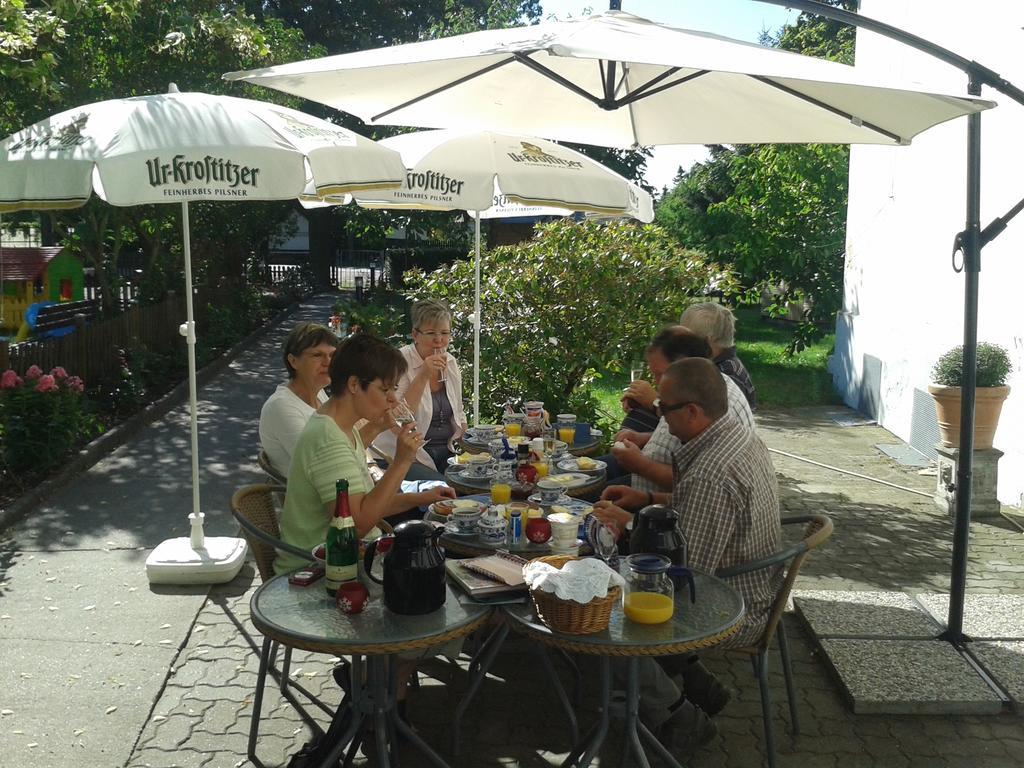 Pension Am Stadtrand Zerbst ภายนอก รูปภาพ
