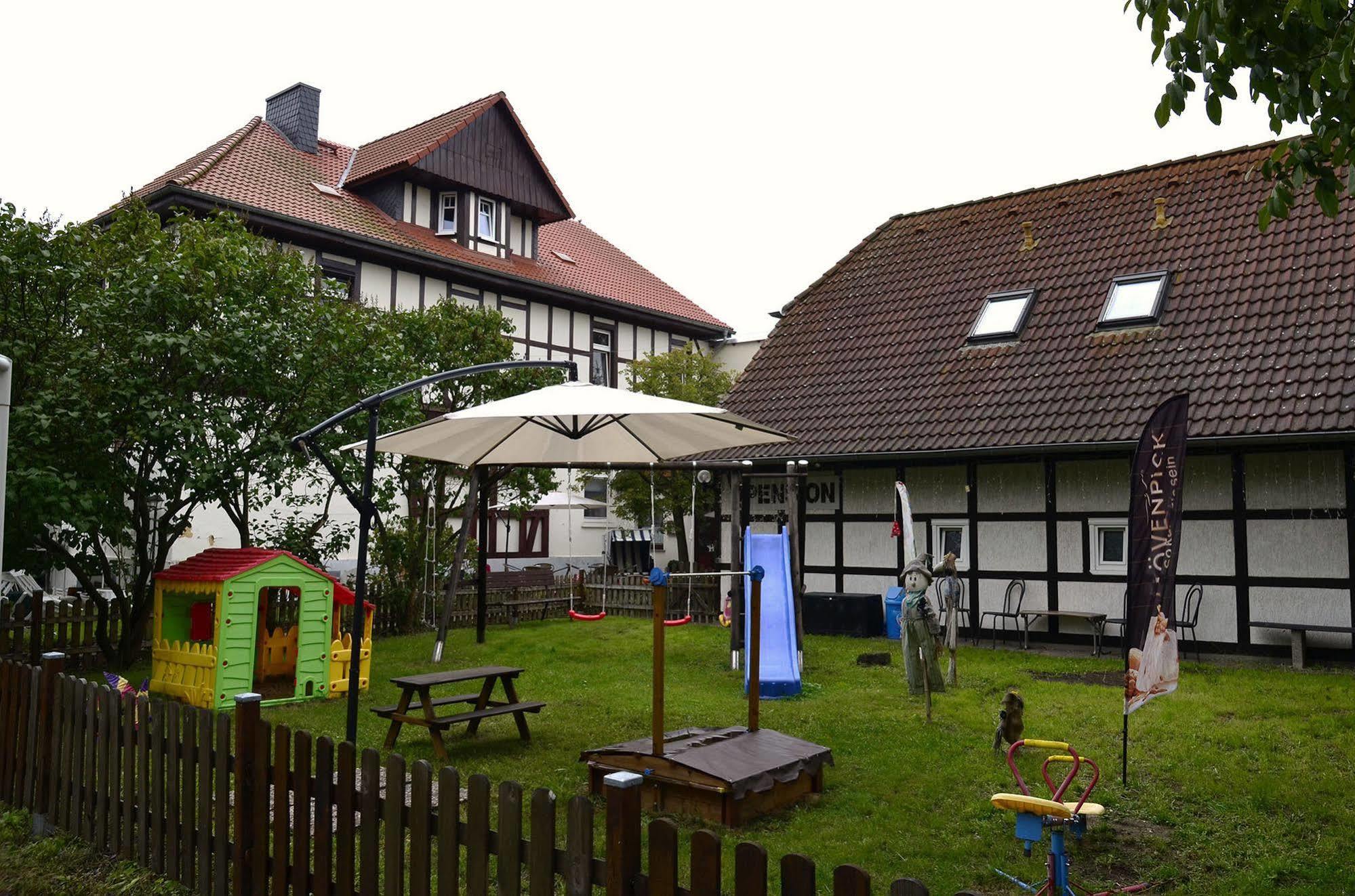 Pension Am Stadtrand Zerbst ภายนอก รูปภาพ