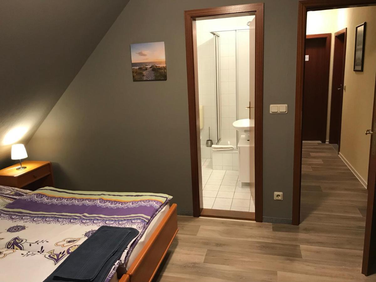 Pension Am Stadtrand Zerbst ภายนอก รูปภาพ